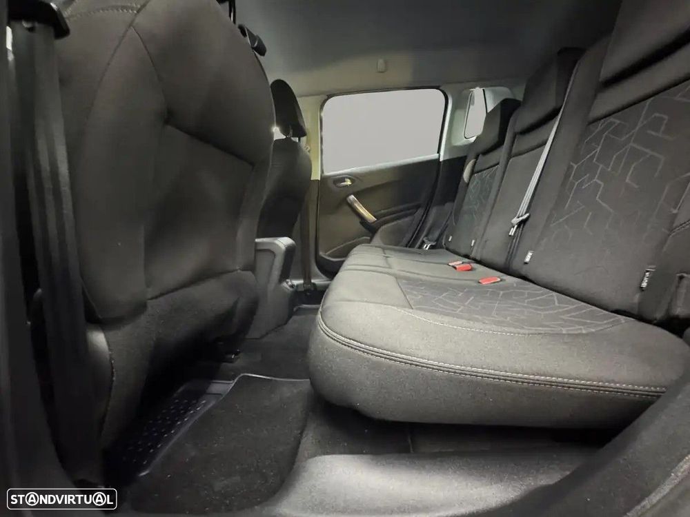 Peugeot 2008 1.6 BlueHDi Style - 13