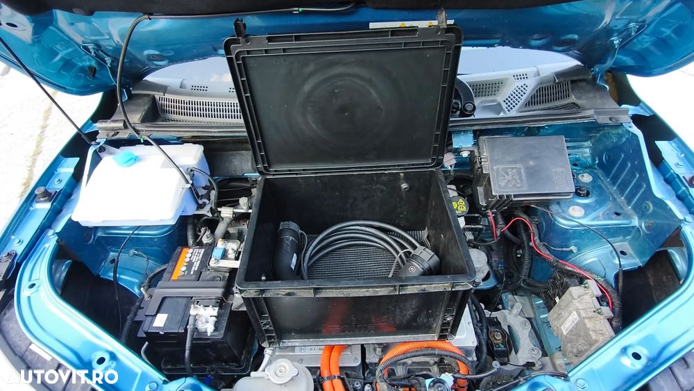 Dacia Spring 26.8 kWh Essential - 8