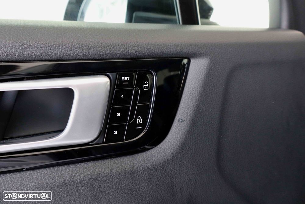 Porsche Cayenne Coupé E-Hybrid - 19