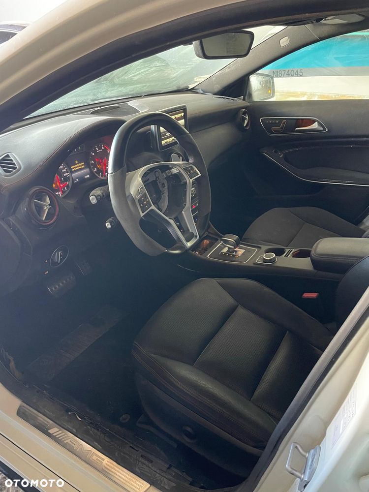 Mercedes-Benz Klasa A 45 AMG 4Matic AMG Speedshift 7G-DCT - 7