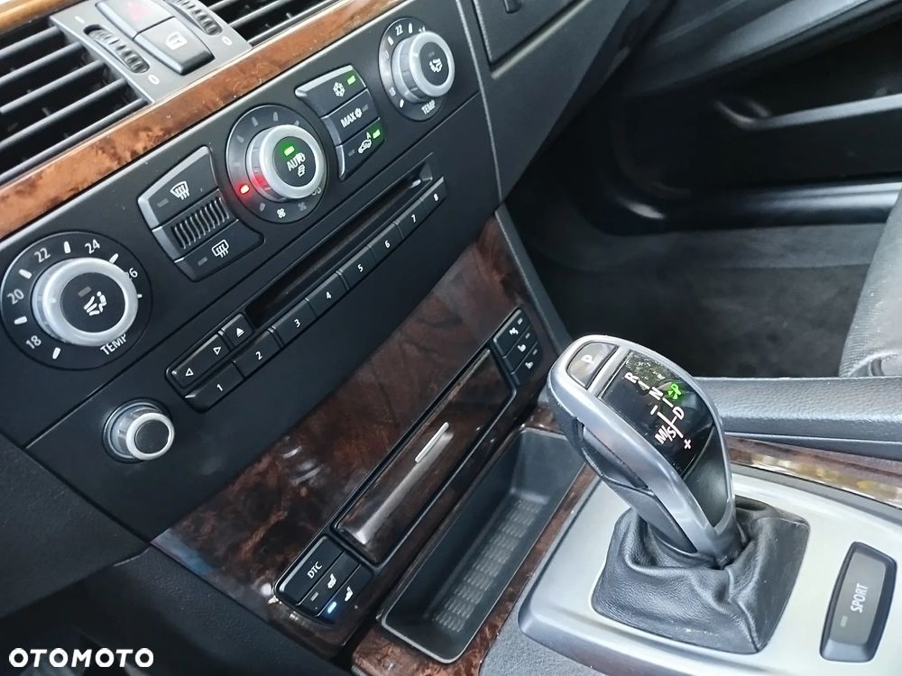 BMW Seria 5 535d - 22