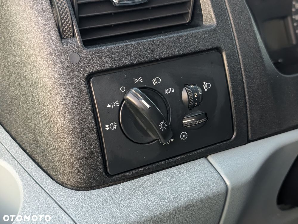 Ford Transit - 8