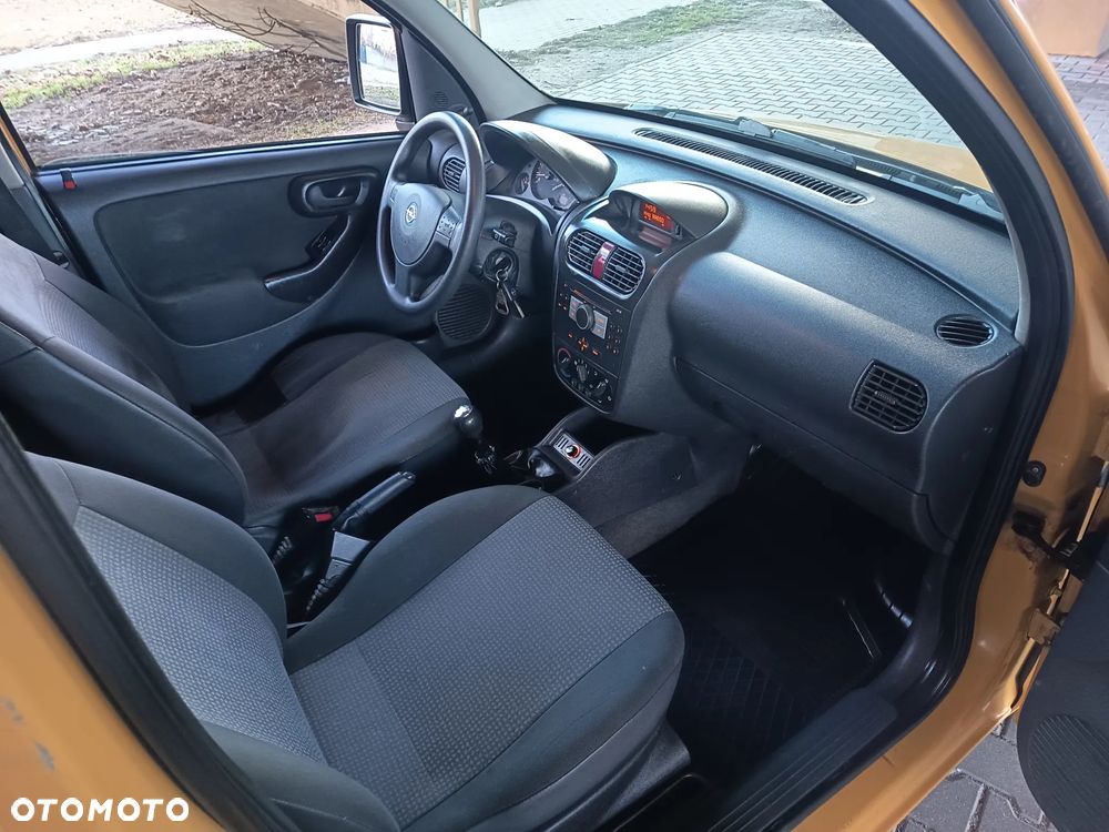 Opel Combo Tour Enjoy - 16