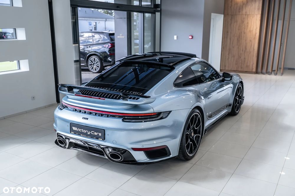 Porsche 911 Turbo S - 18