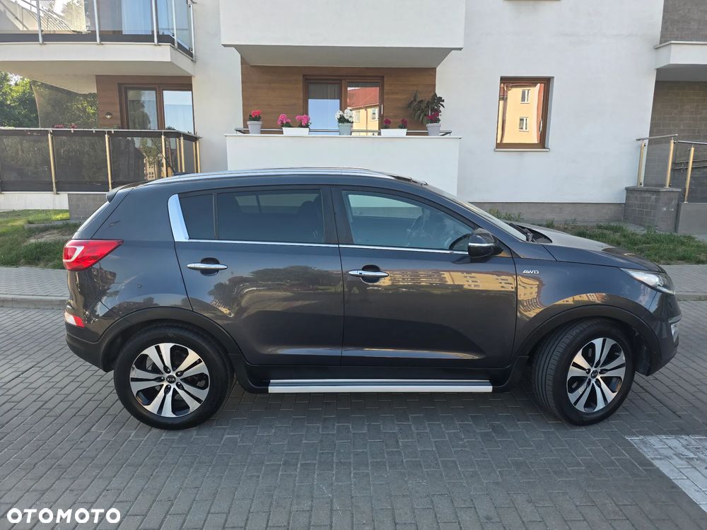 Kia Sportage 2.0 CRDI M AWD - 12