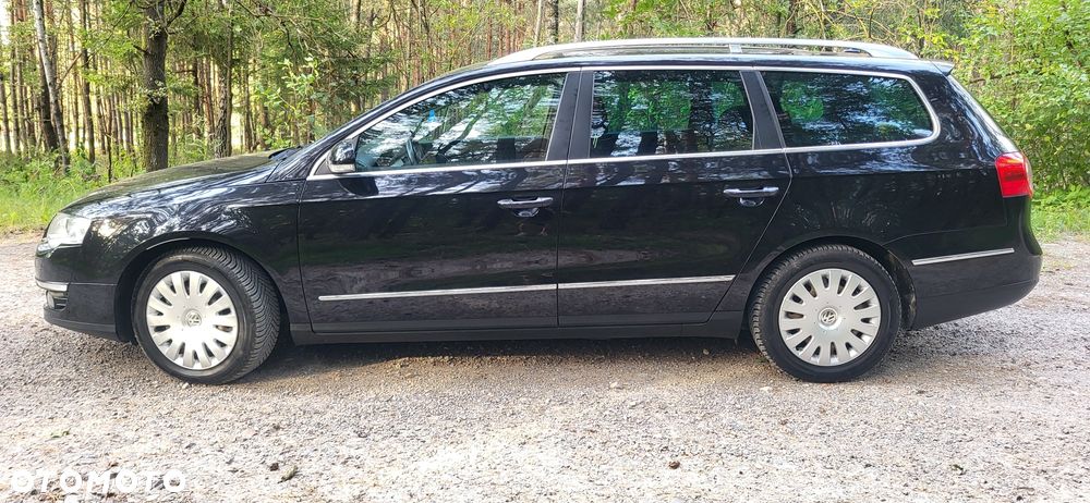 Volkswagen Passat - 4