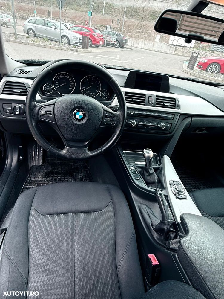 BMW Seria 3 320d EfficientDynamics Edition - 6