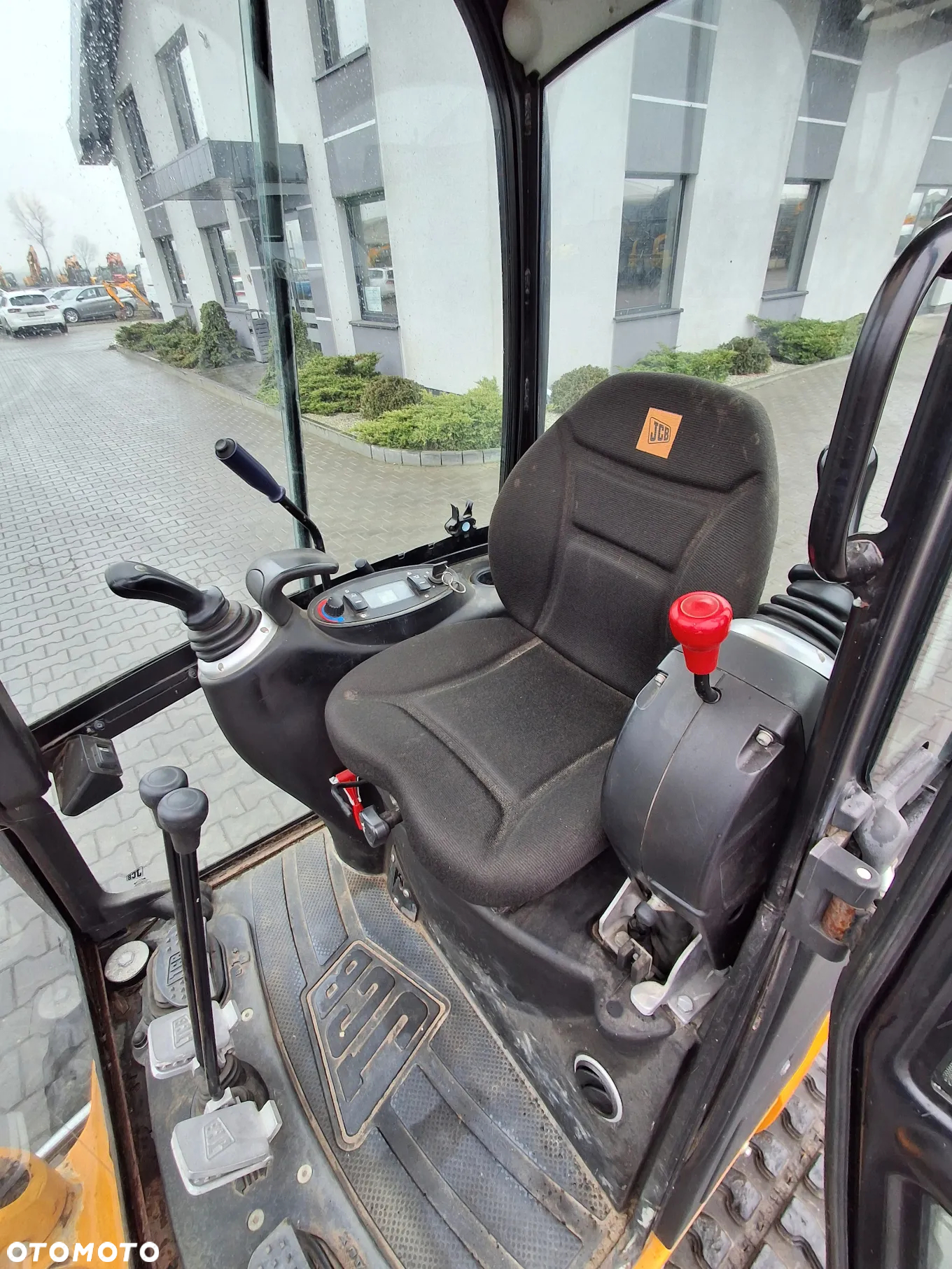 JCB 8018 CTS - 11