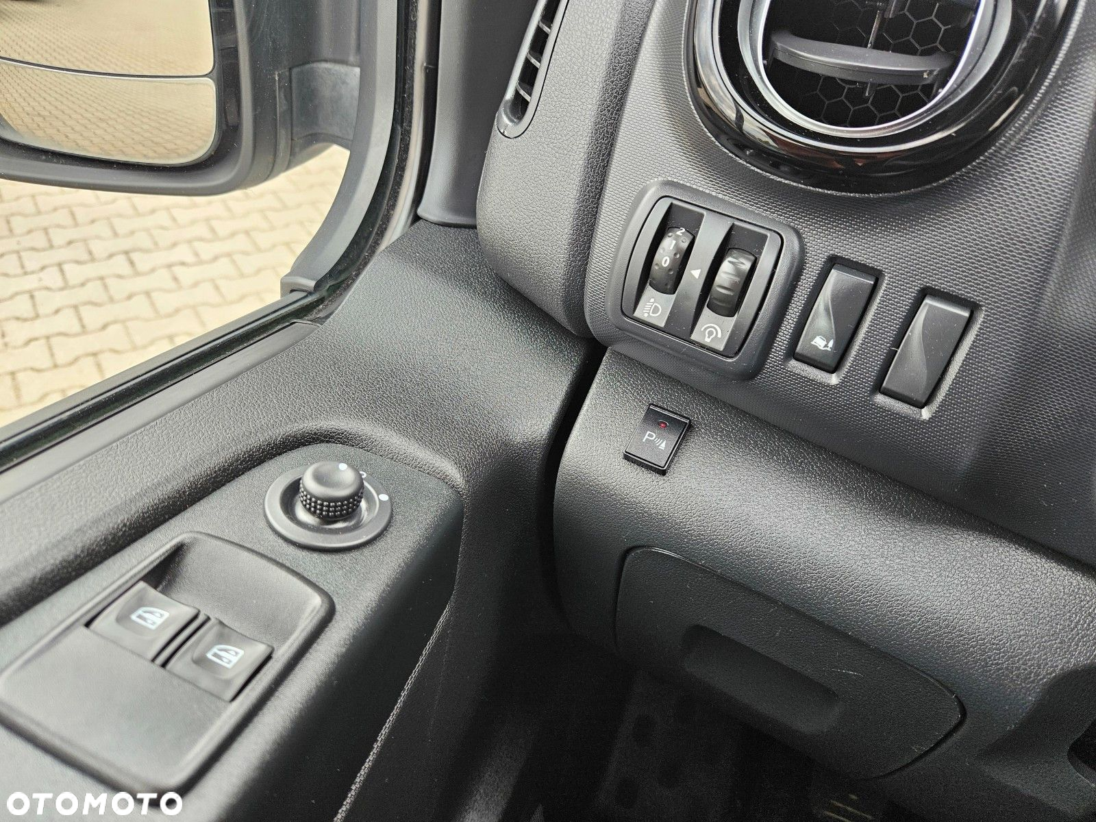 Renault Trafic L2H1 *74999zł NETTO* 2.0dCi/145KM - 23