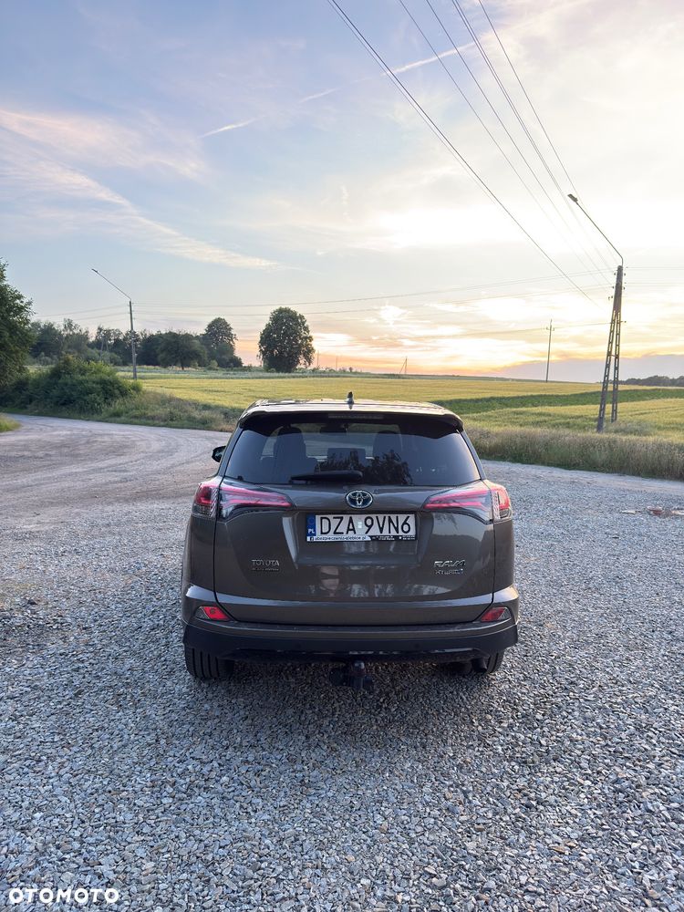 Toyota RAV4 - 5