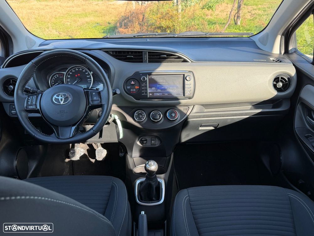 Toyota Yaris 1.0 VVT-i Comfort Plus - 3