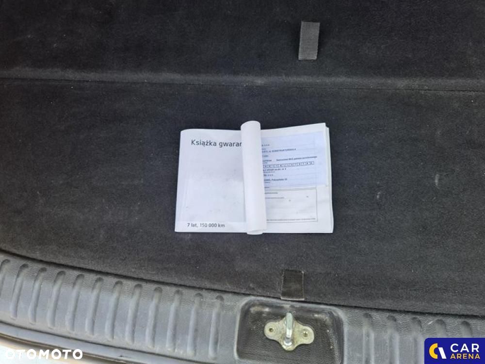 Kia Ceed - 38