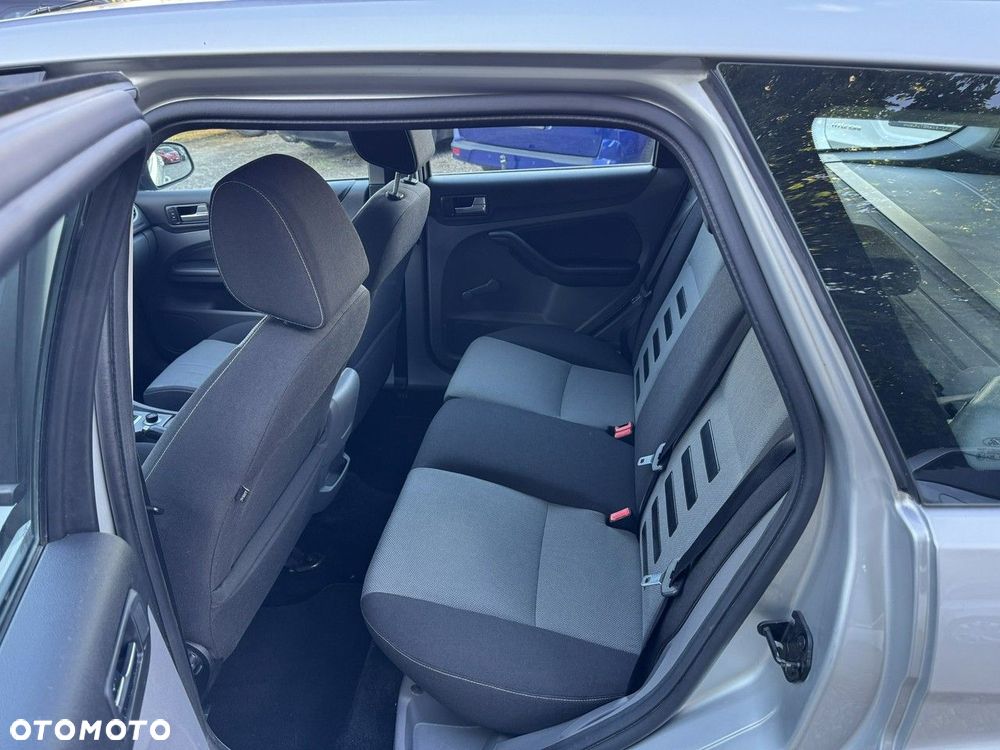 Ford Focus - 18