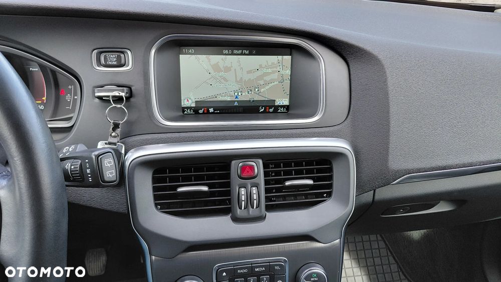 Volvo V40 D2 Momentum - 14