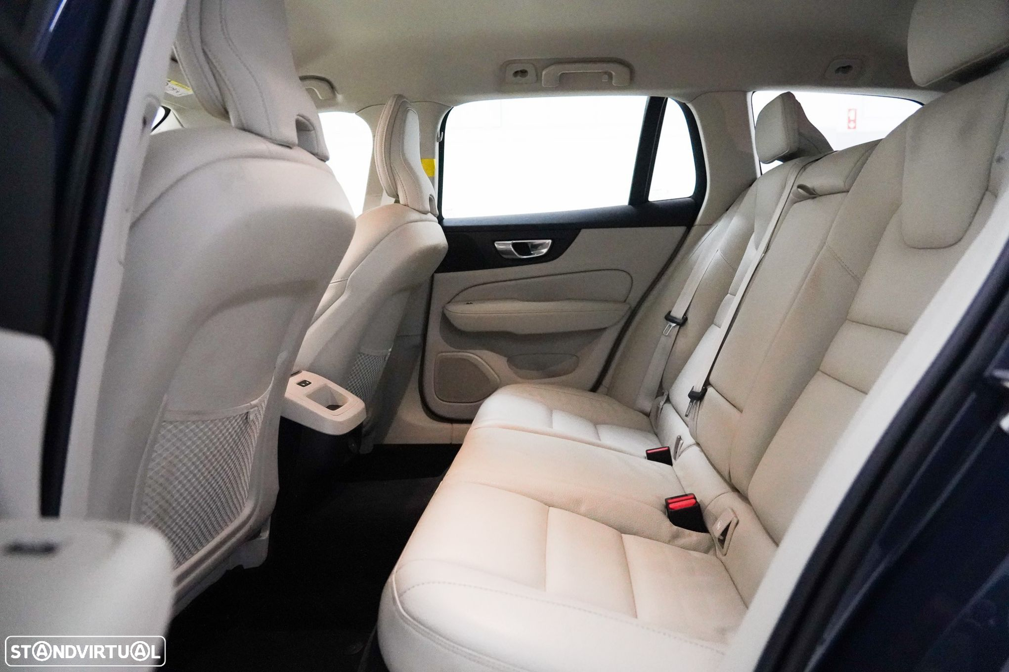 Volvo V60 Cross Country 2.0 B4 Geartronic - 7