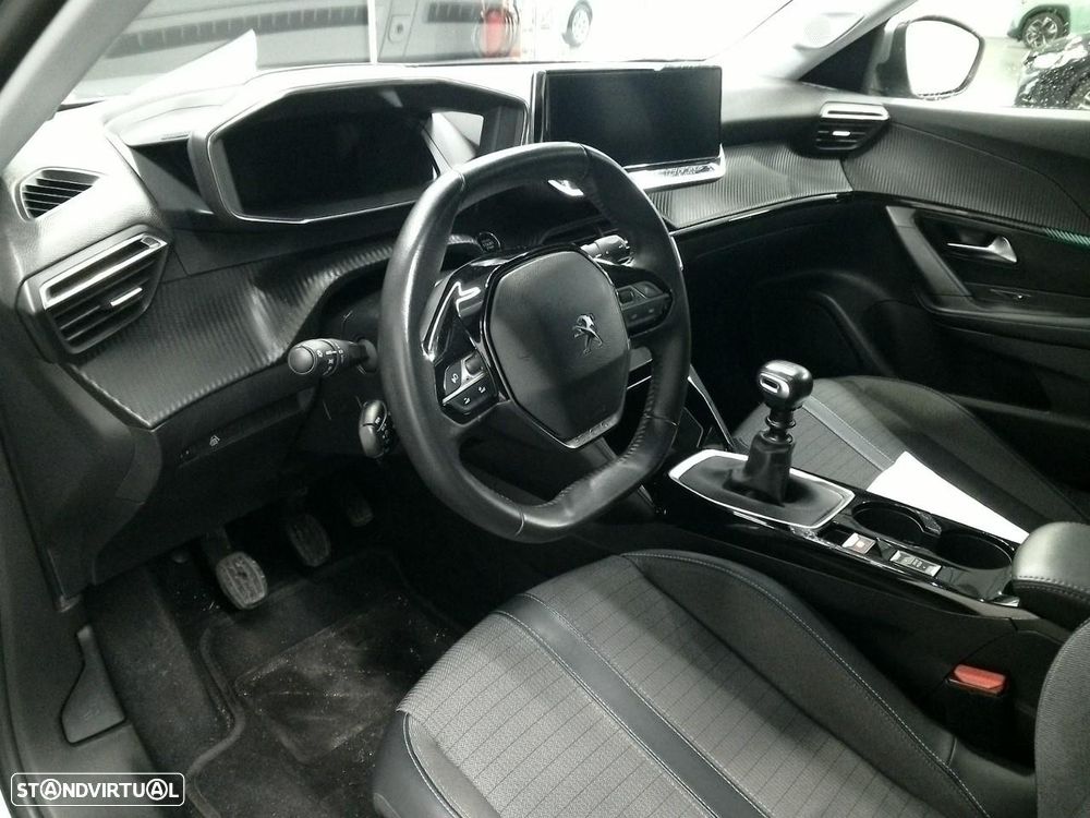 Peugeot 2008 1.5 BlueHDi Allure - 5