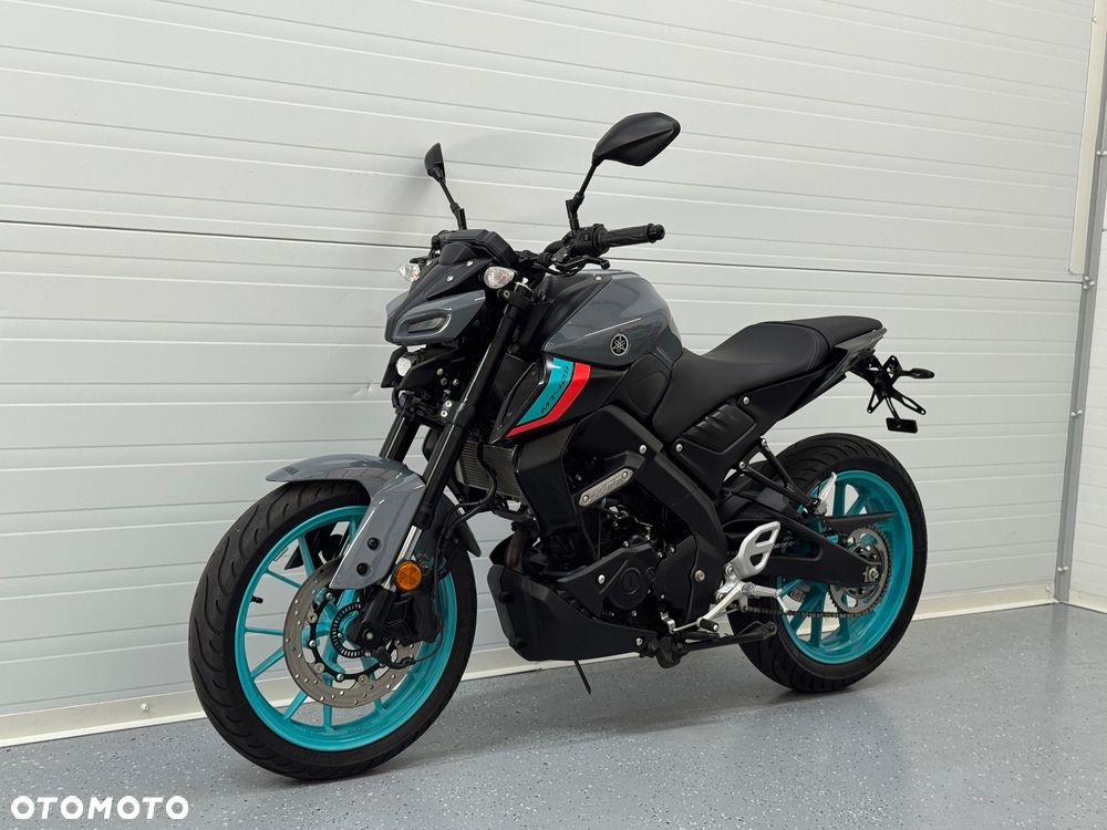 Yamaha MT - 12