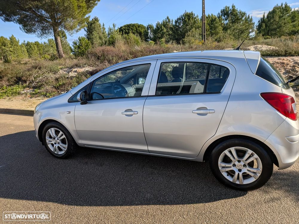 Opel Corsa 1.2 Cosmo 111 - 5