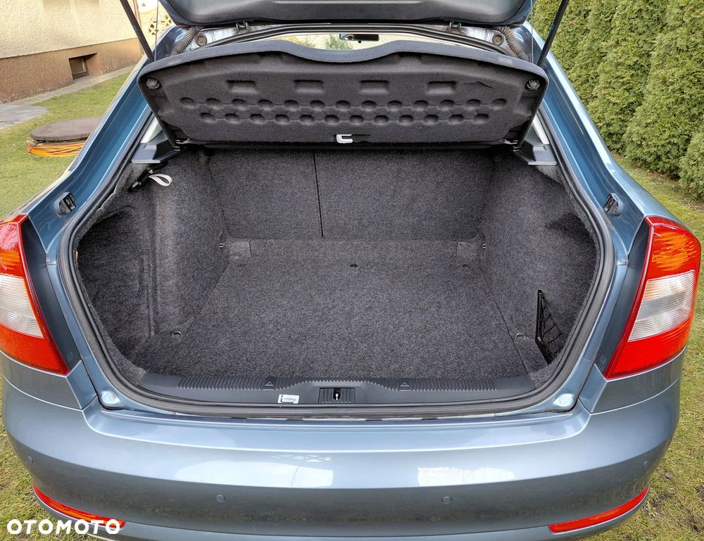 Skoda Octavia 1.6 Team Edition - 22