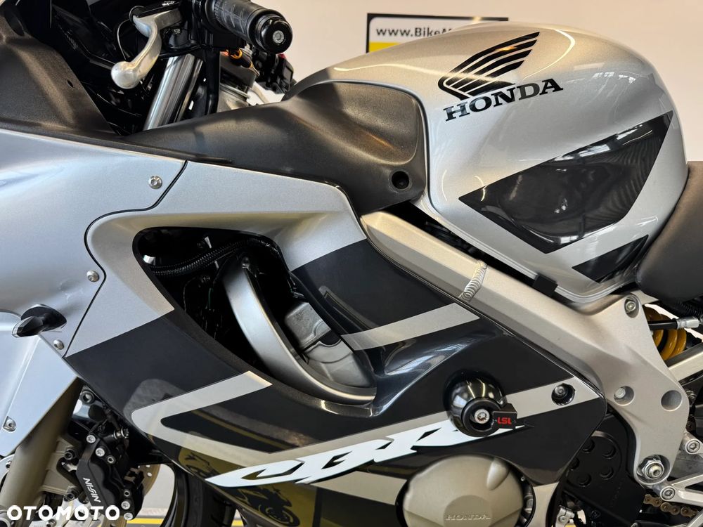 Honda CBR - 22