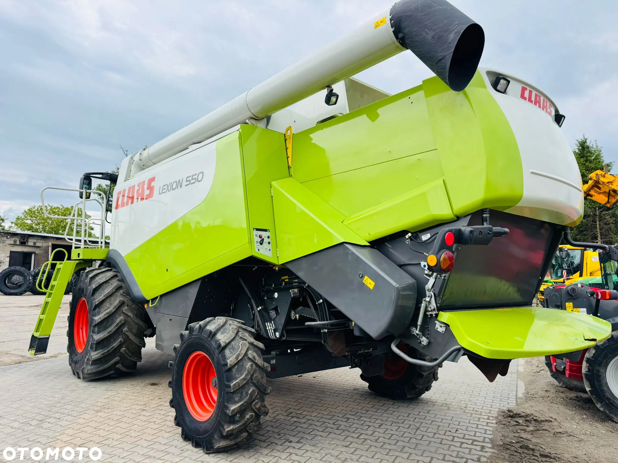 Claas Lexion 550 - 16