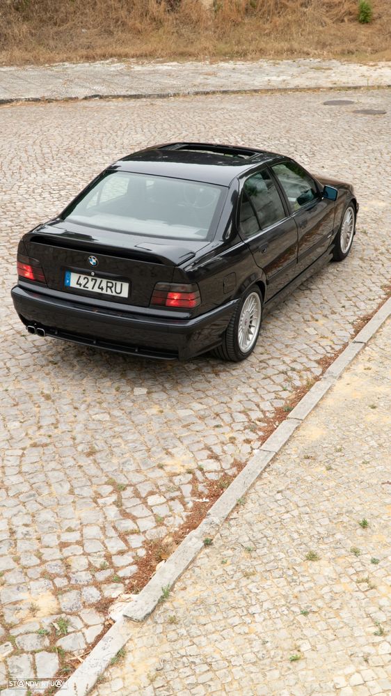 BMW 325 i - 7
