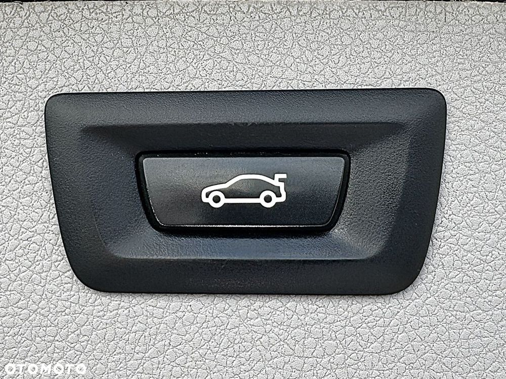 BMW Seria 3 318d - 20