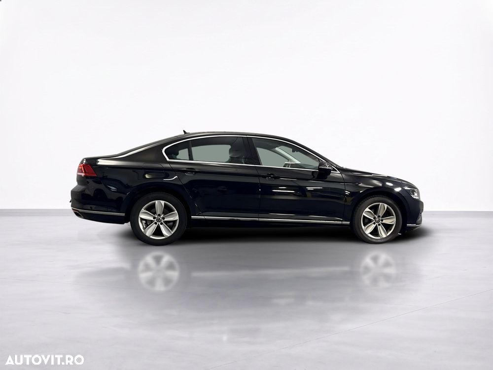 Volkswagen Passat - 7