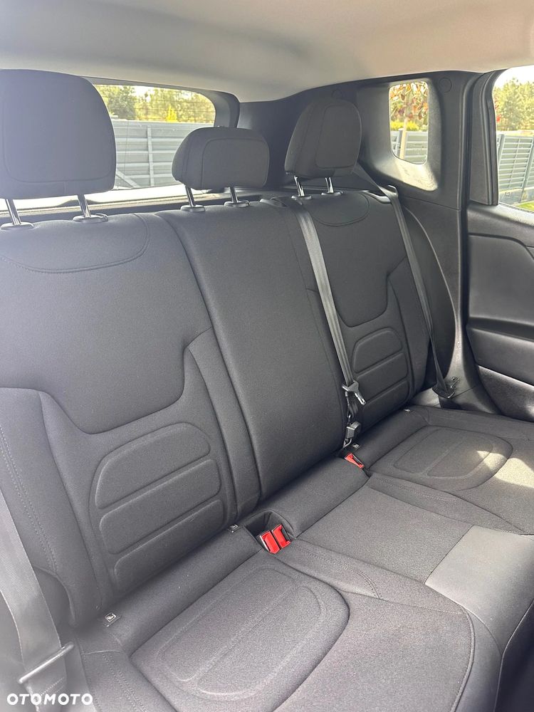 Jeep Renegade - 12