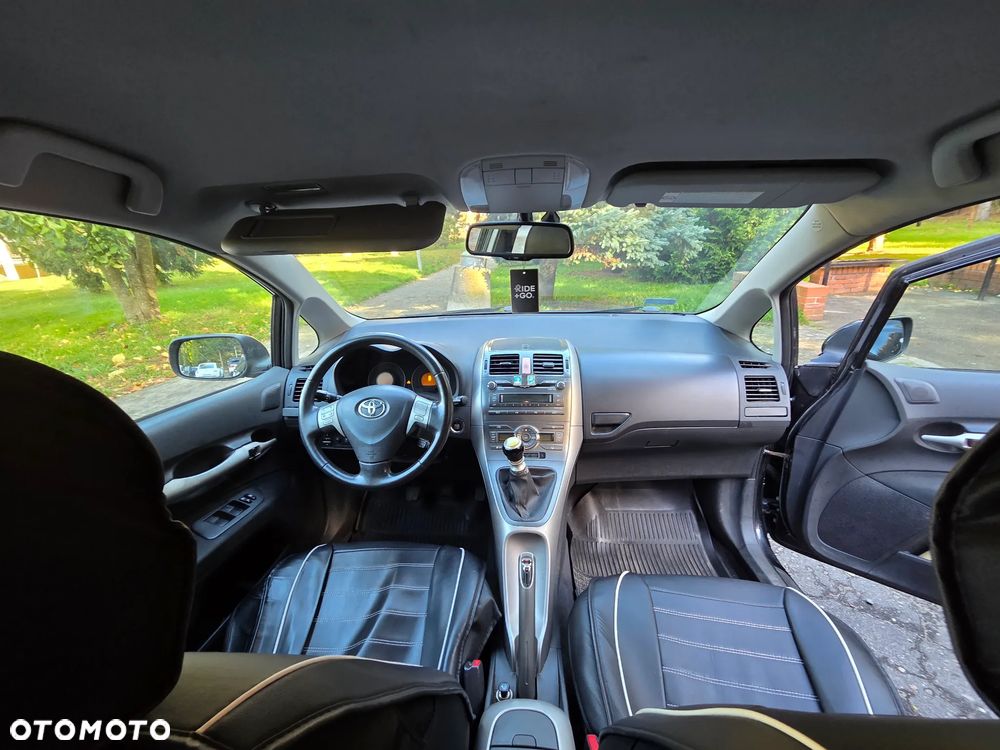 Toyota Auris 2007 photo 3