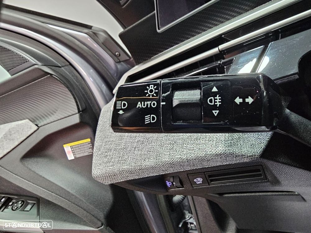 Peugeot 3008 1.2 Hybrid Allure e-DCS6 - 18