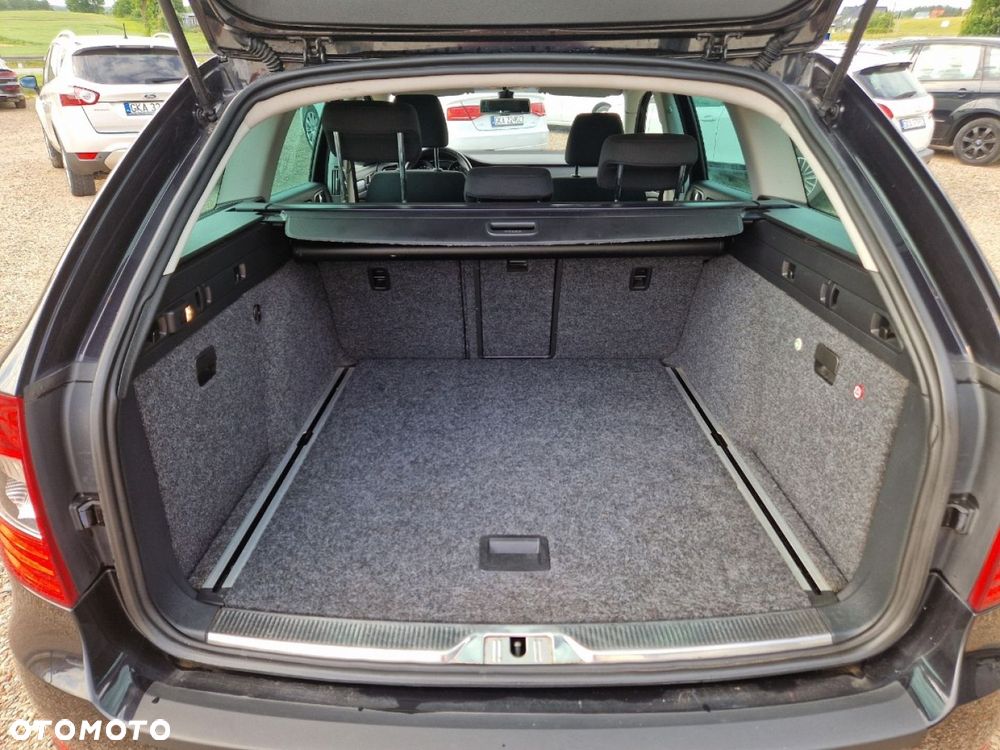 Skoda Superb 2.0 TDI DSG Elegance - 19