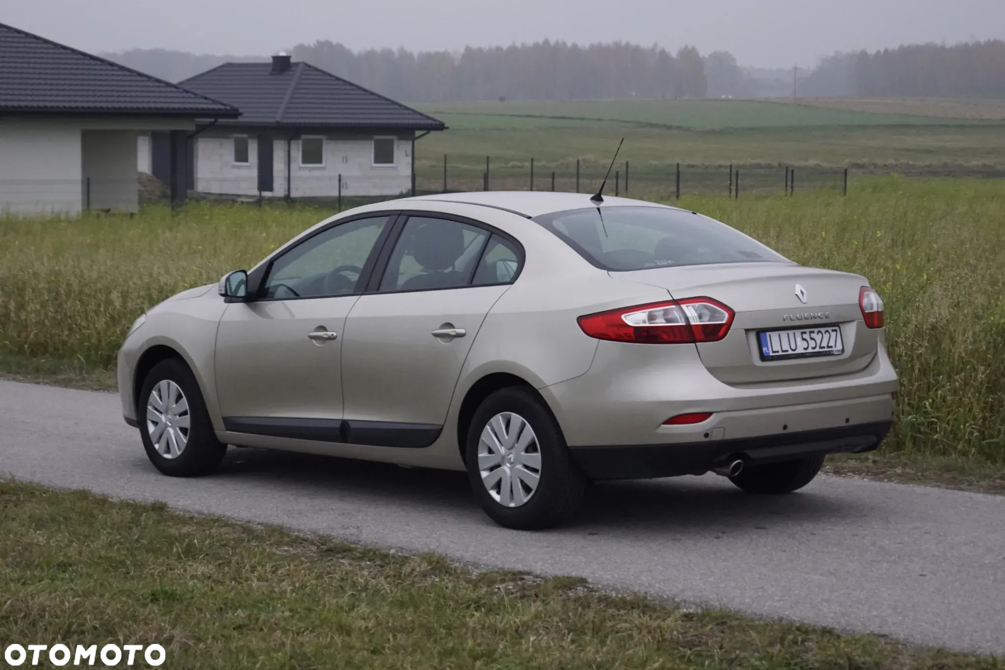 Renault Fluence 1.6 16V Expression Euro5 - 10