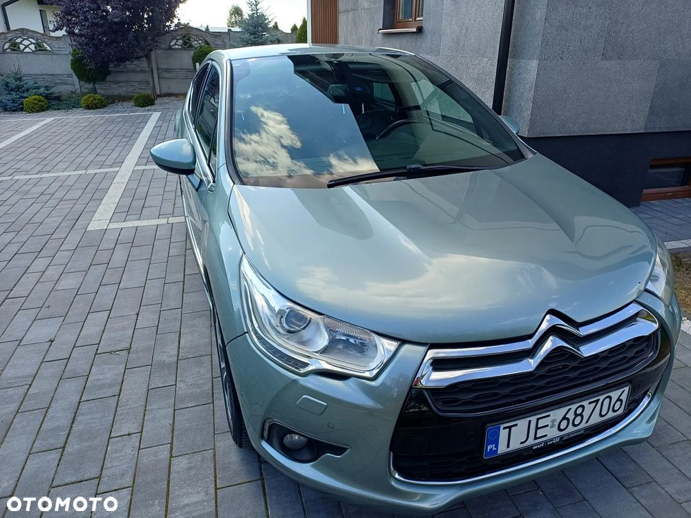 Citroën DS4 1.6 THP Pure Pearl - 2