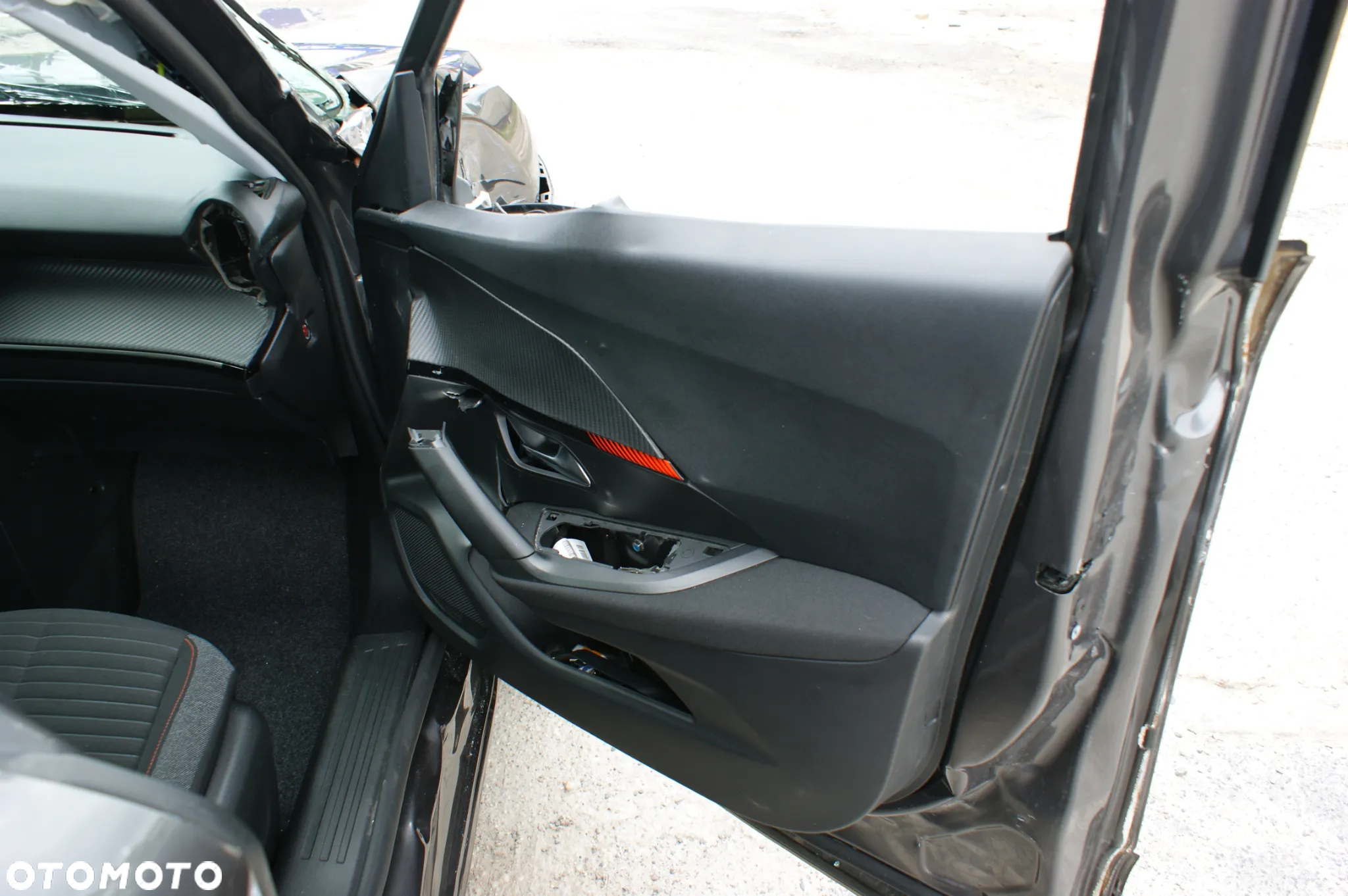 Peugeot 2008 PureTech 100 Stop&Start Active - 11