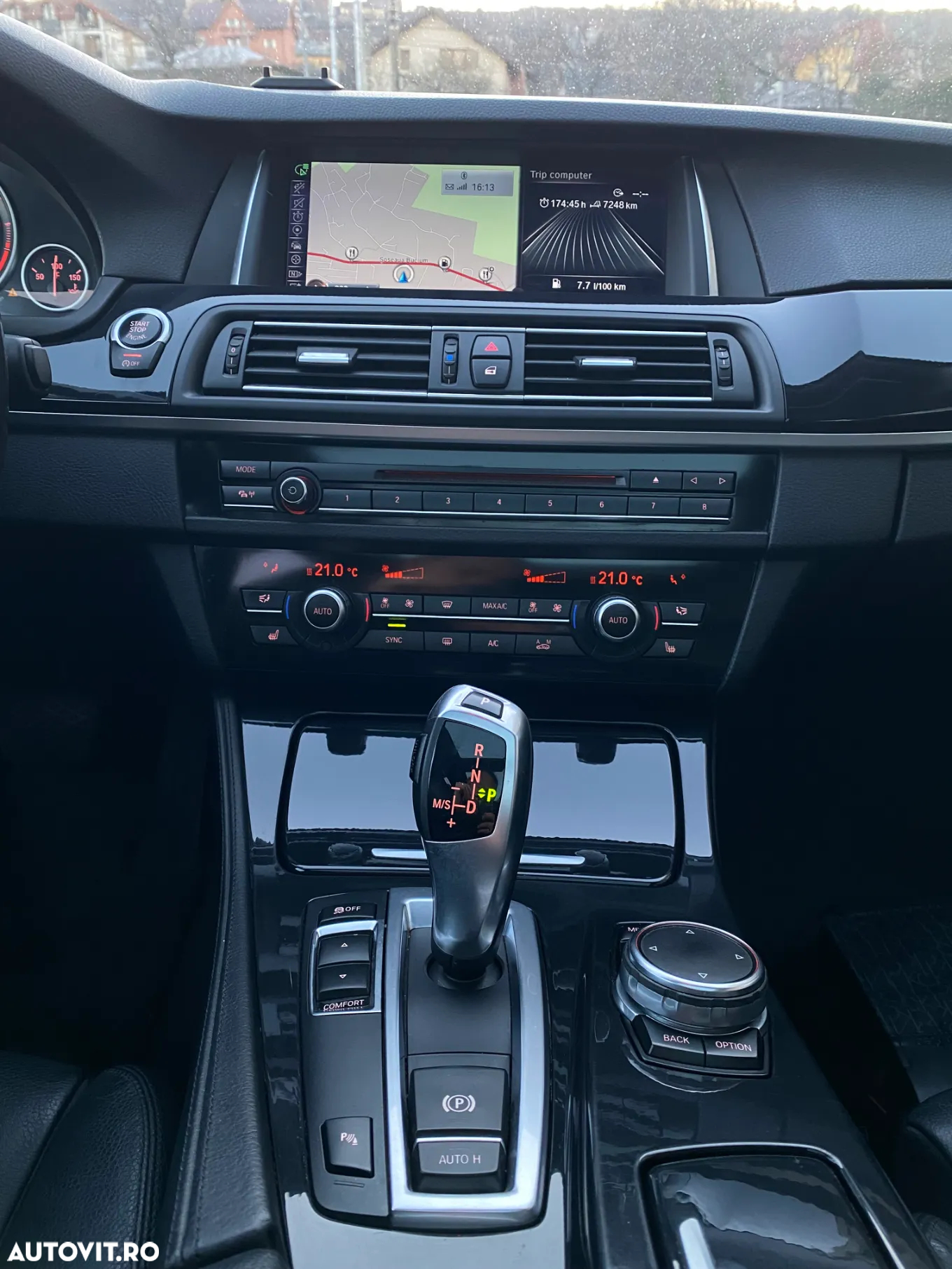 BMW Seria 5 518d Aut. Luxury Line - 11