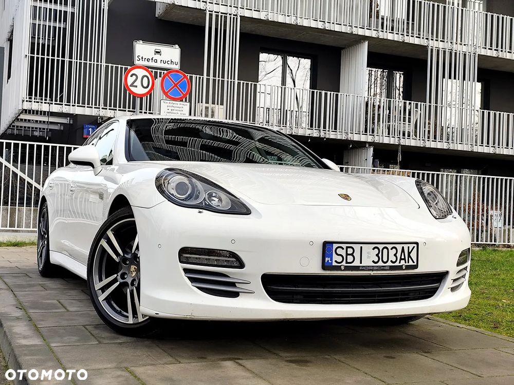 Porsche Panamera 4S PDK - 2