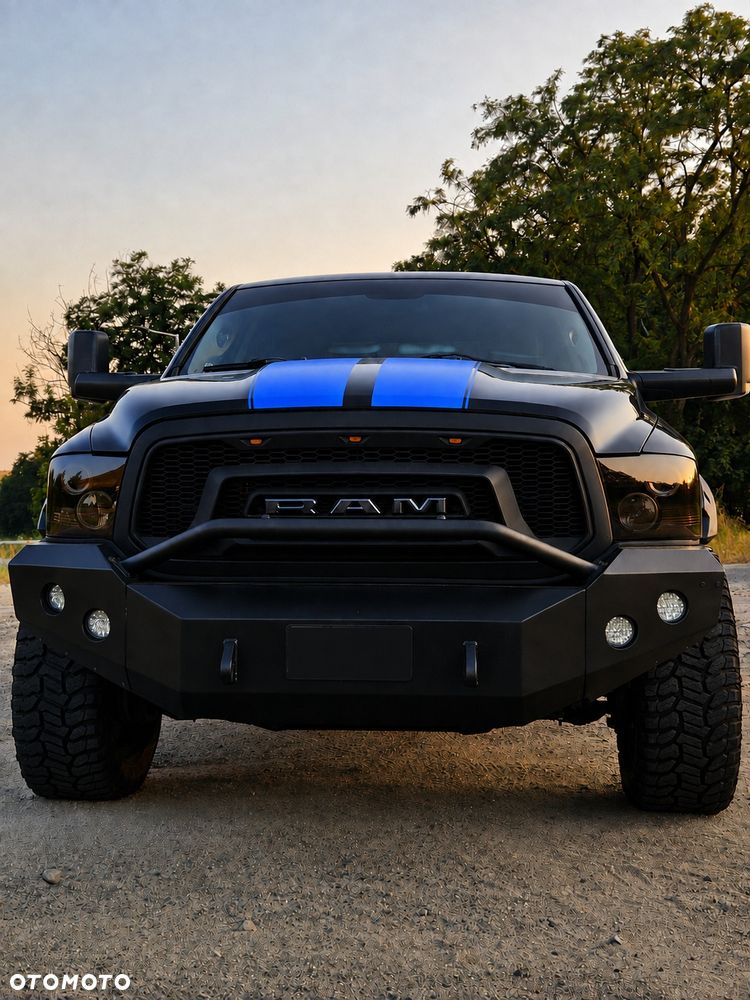 Dodge RAM - 2