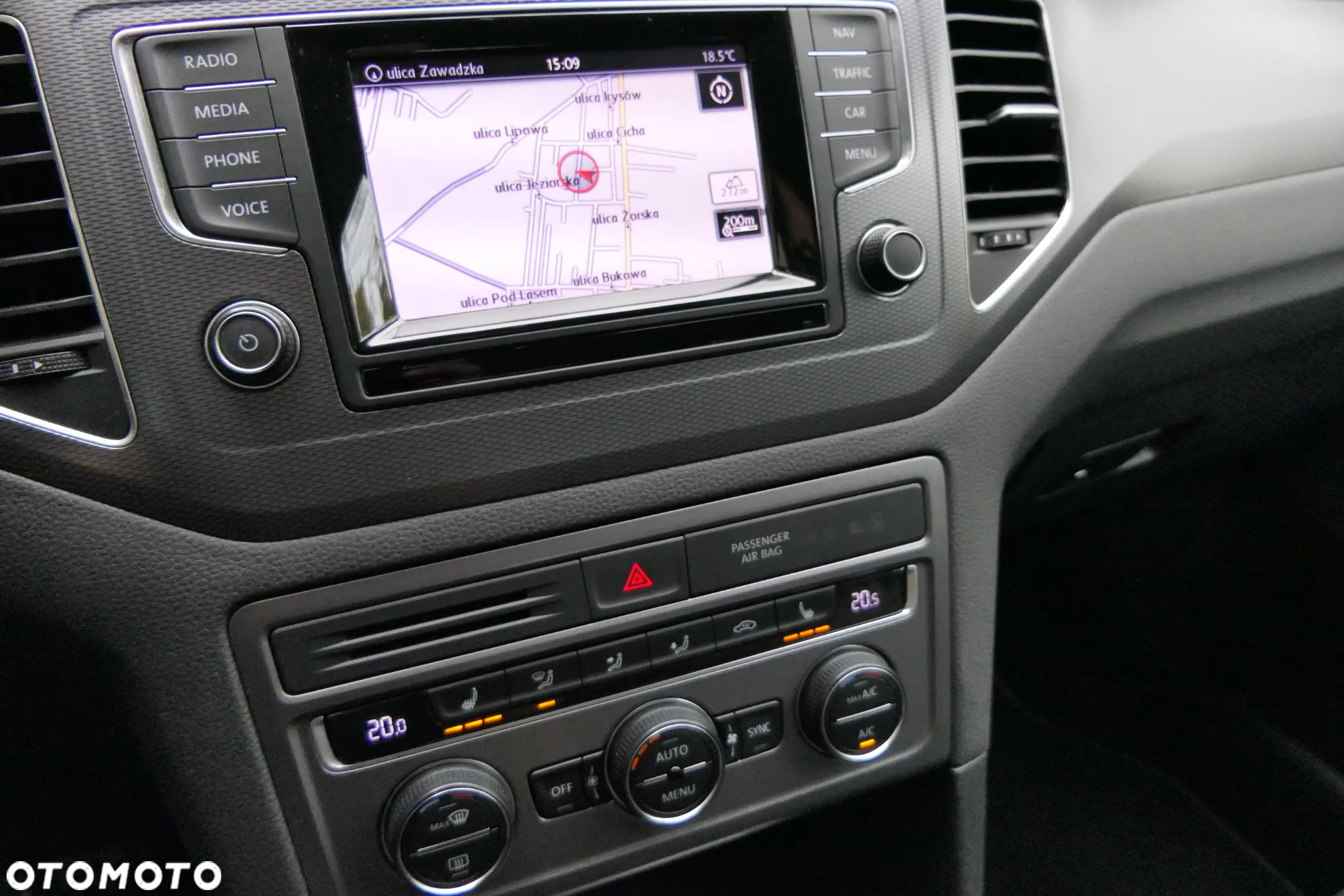 Volkswagen Golf Sportsvan VII SV 1.6 TDI BMT Highline - 9