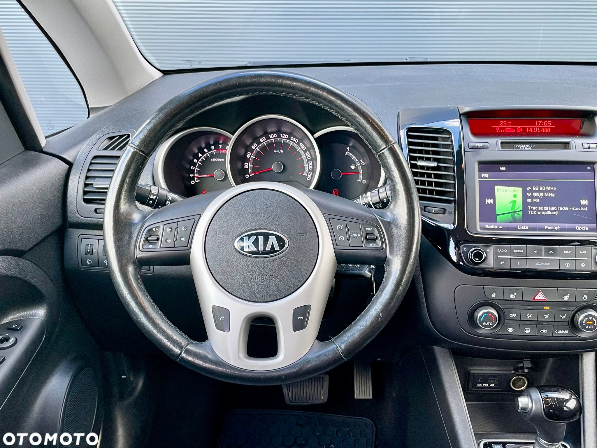 Kia Venga - 12