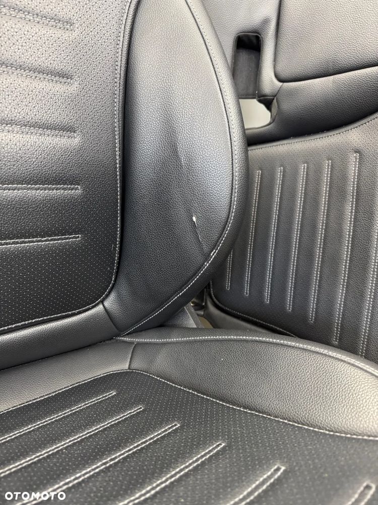 Wnętrze fotele kanapa boczki skóra W206 C-klasa - 5