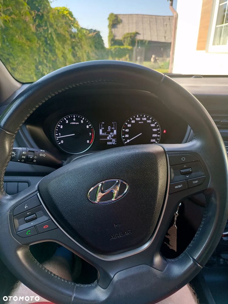 Hyundai i20 1.2 Fresh - 13