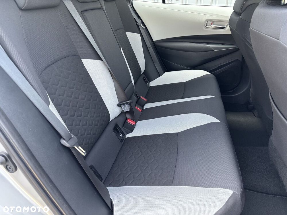 Toyota Corolla 1.8 Hybrid Comfort - 9