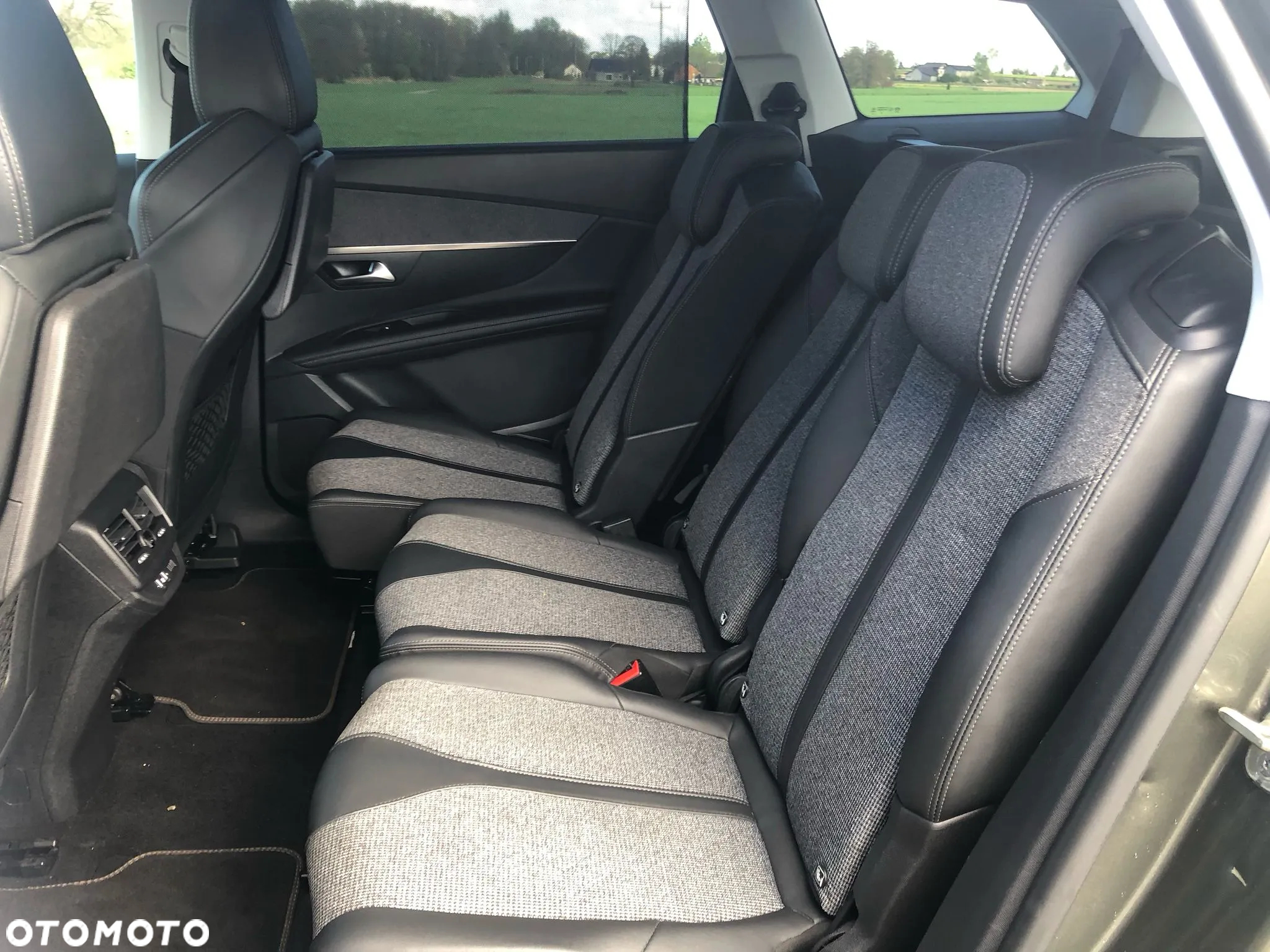 Peugeot 5008 1.5 BlueHDi Allure S&S - 15