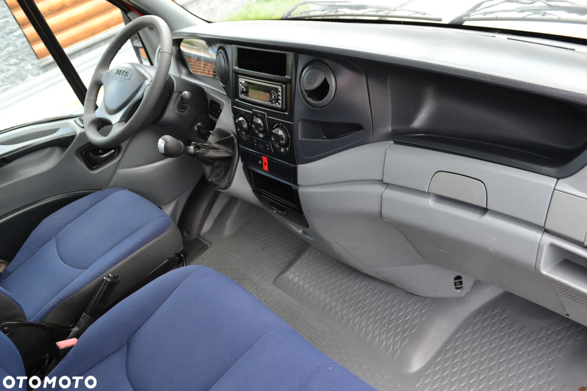 Iveco Daily 35C12 - 33
