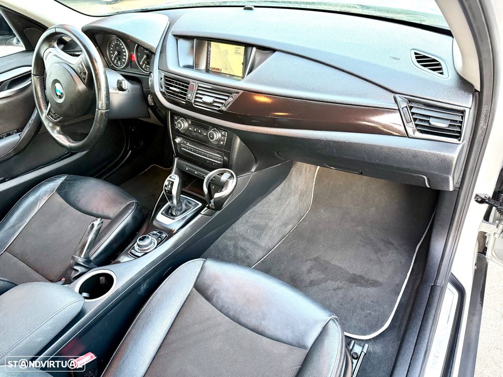 BMW X1 18 d sDrive Auto xLine - 4