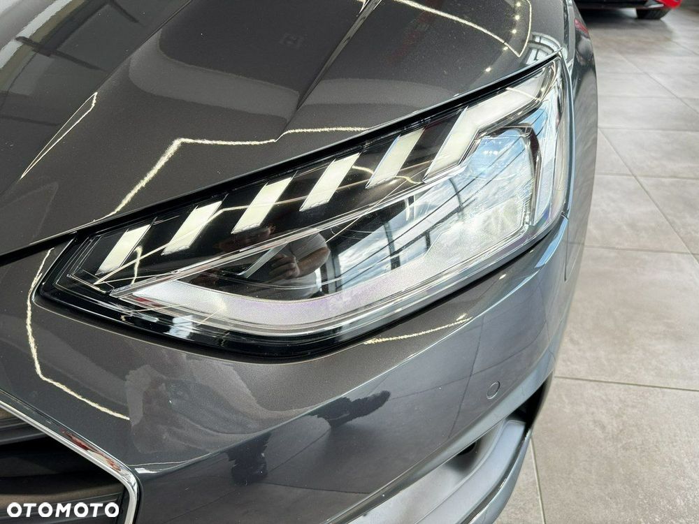 Audi A4 Allroad - 10