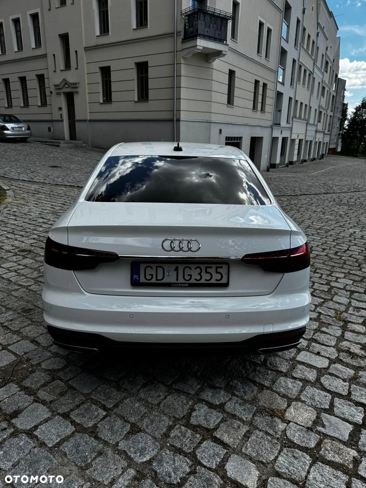 Audi A4 Limousine - 9