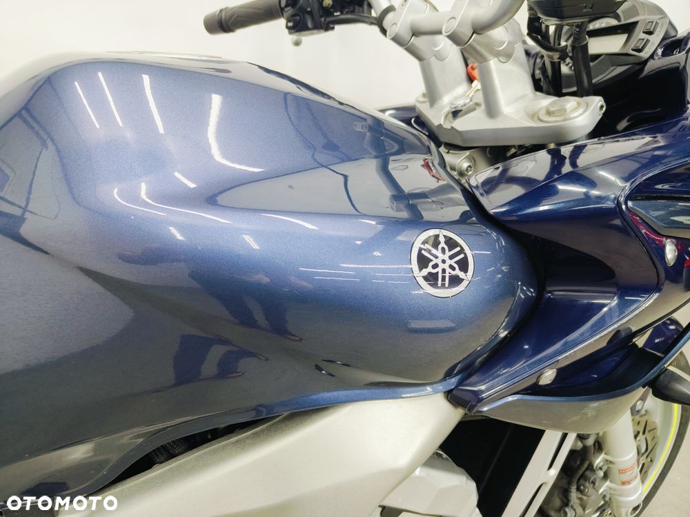 Yamaha FZ6 - 9