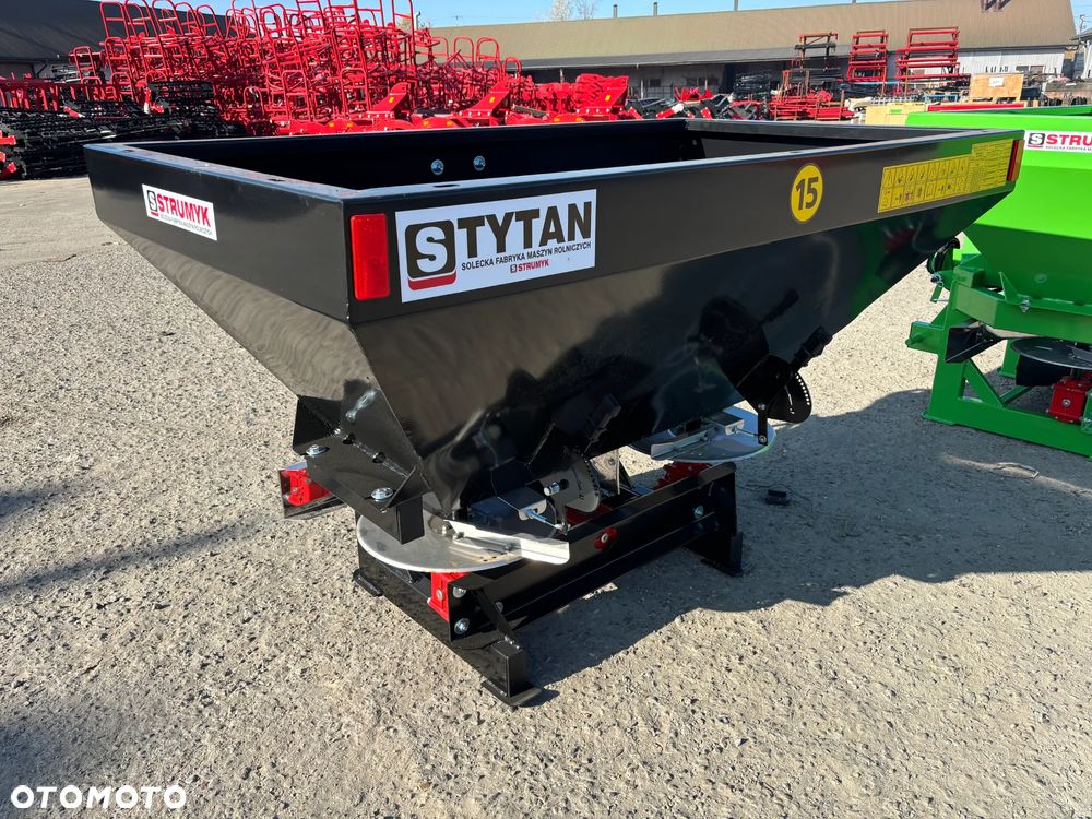 ROZSIEWACZ/SIEWKA DO NAWOZU STRUMYK TYTAN 600-1400L OD RĘKI !! DARMOWY TRANSPORT - 1